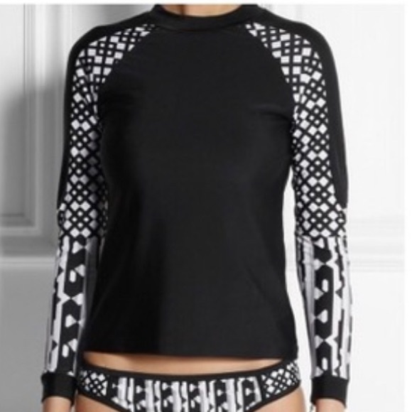 Peter Pilotto Other - 3/20 NWOT Peter Pilotto Swim Rash Guard Black and White swim shirt